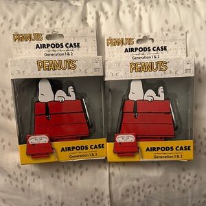 Peanuts Snoopy Red Doghouse AirPods Case